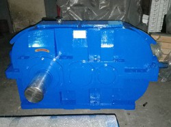 DCY硬齒面圓錐圓柱齒輪減速機